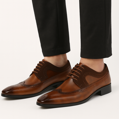 Men's Two-Tone Wingtip Brogue Oxford Shoes for Formal Events