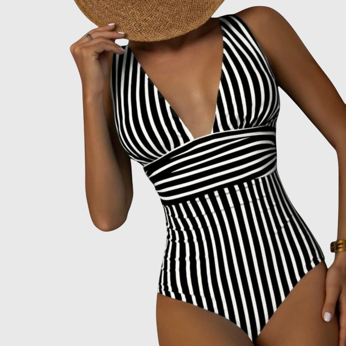 Aurora - Chic Swimwear for Poolside Elegance